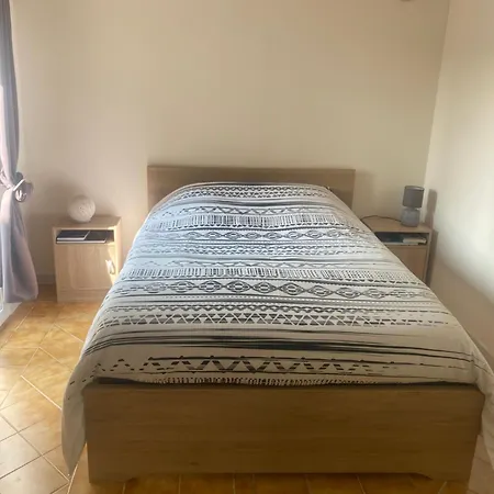 Chambre, Terrasse , Salle De Bains Toilettes Prive منزل للإقامة